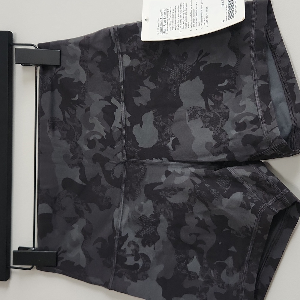 Lululemon NWT Align High Rise Short 4" Size 8